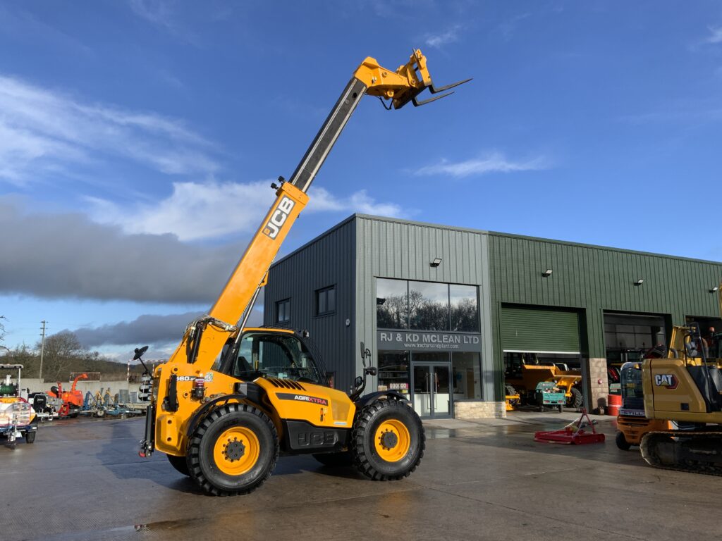 JCB 560-80 AgriXtra Telehandler (ST25579)