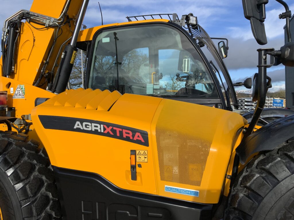 JCB 560-80 AgriXtra Telehandler (ST25579)