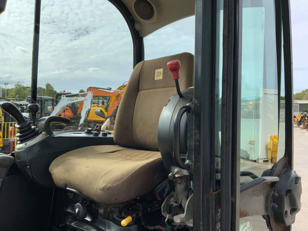 JCB 8050 Digger (ST24508)