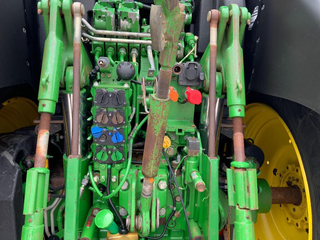 John Deere 6215R Tractor (ST23802)