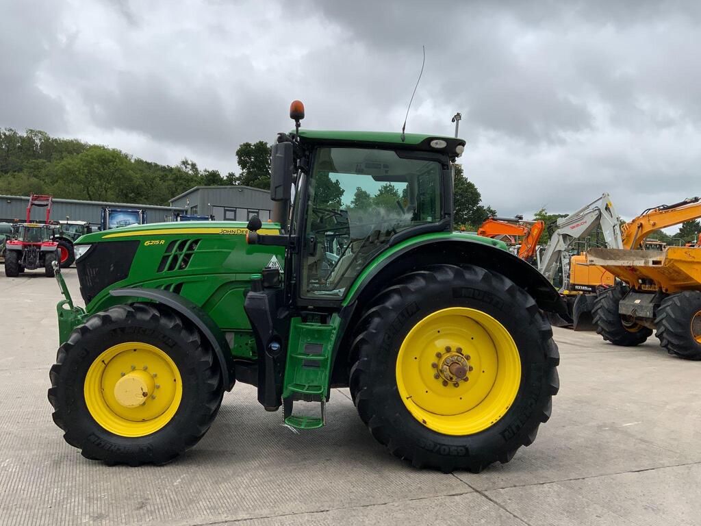 John Deere 6215R Tractor (ST23802)