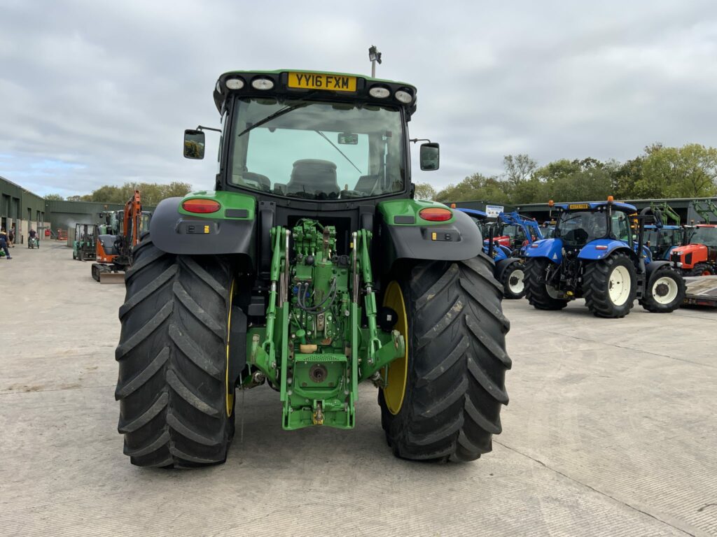 John Deere 6215R Tractor (ST24428)