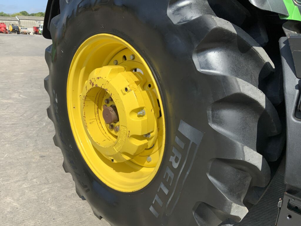 John Deere 7250R Tractor (ST23494)