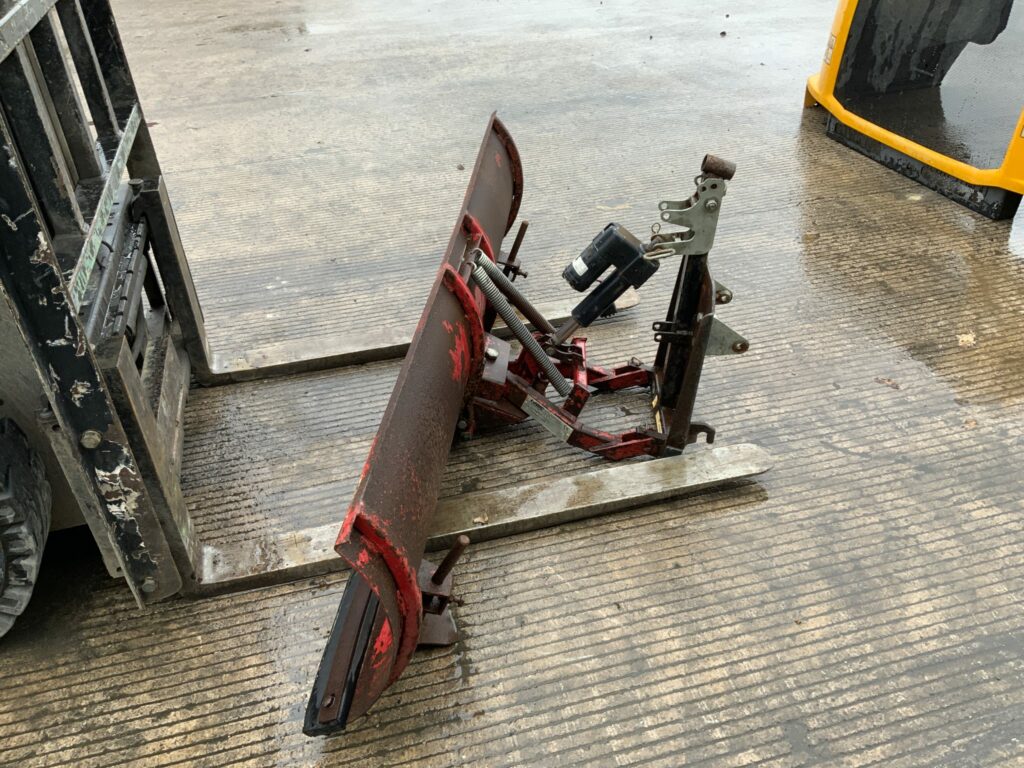 Logic 6Ft UTS 201 Snow Blade