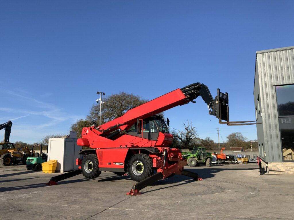 Manitou MRT 2550+ Privilege Roto Telehandler (ST25109)