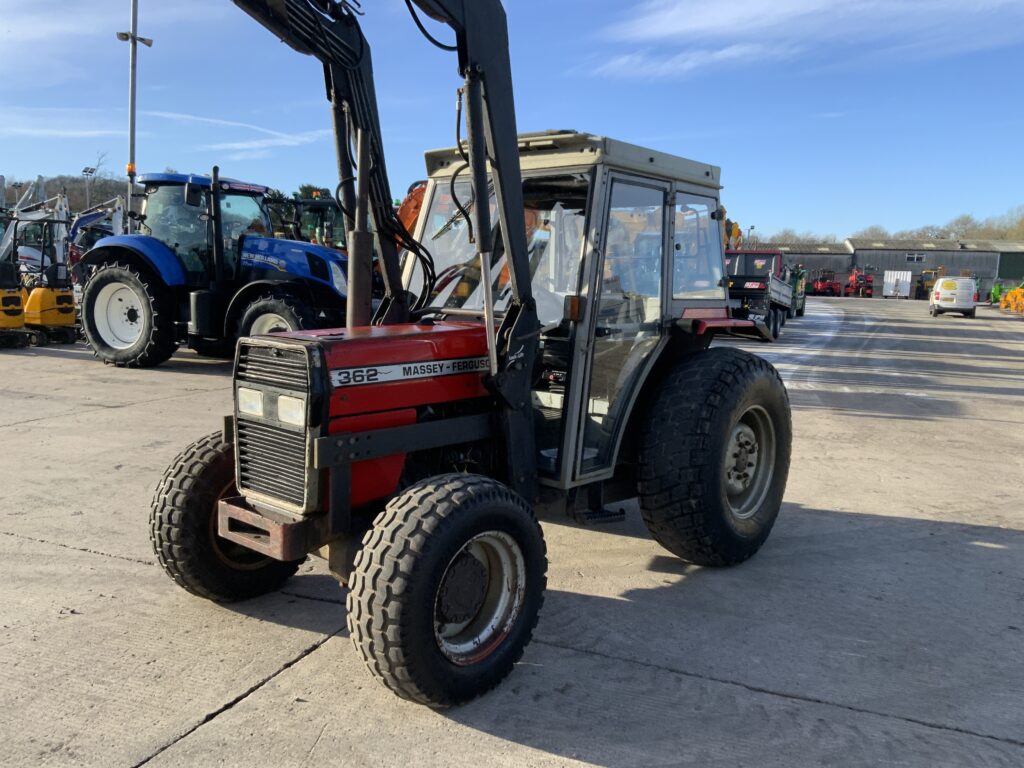 Massey Ferguson 362 Tractor (ST25333)