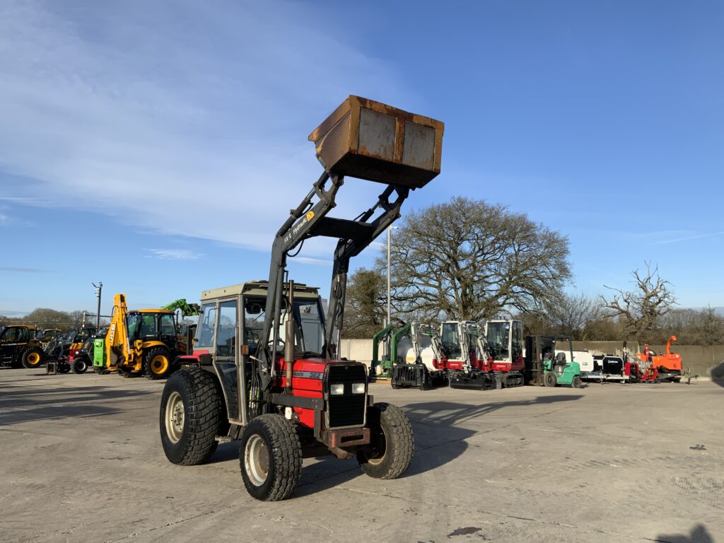 Massey Ferguson 362 Tractor (ST25333)