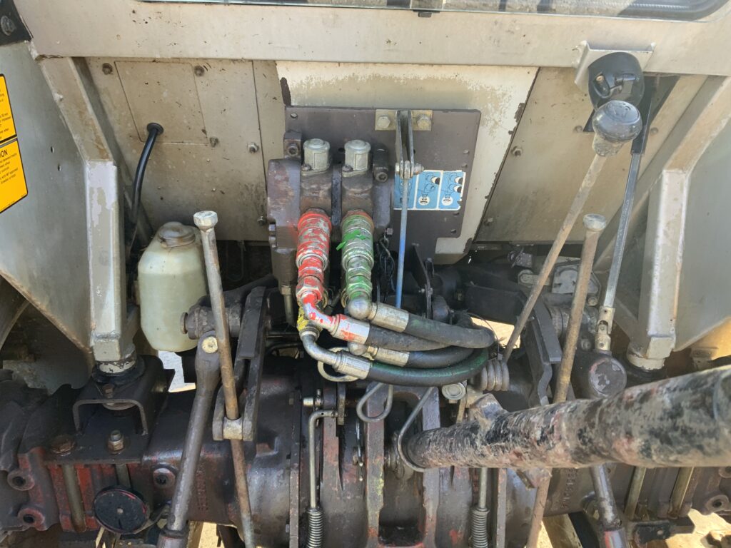 Massey Ferguson 362 Tractor (ST25333)