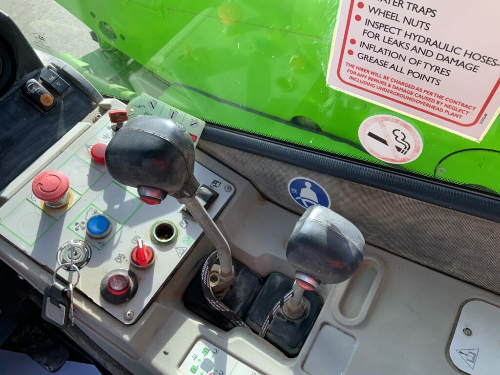 Merlo P40.17 Telehandler (ST25025)