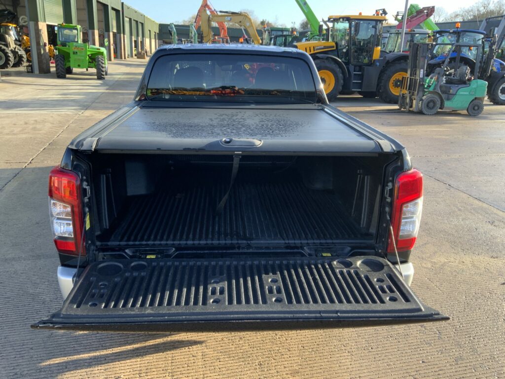 Mitsubishi L200 2.2 DI-D DC Barbarian Auto 4WD Euro 6 (s/s) 4dr (ST25328)