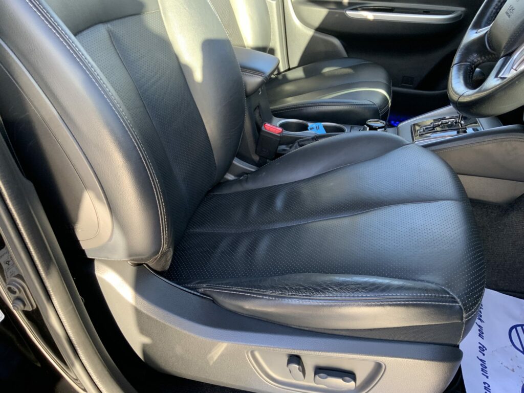 Mitsubishi L200 2.2 DI-D DC Barbarian Auto 4WD Euro 6 (s/s) 4dr (ST25328)