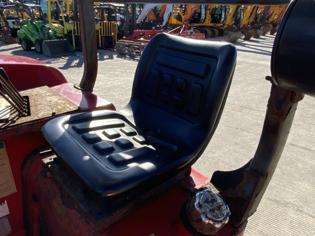 Moffett M8 25.3 Forklift (ST24021)