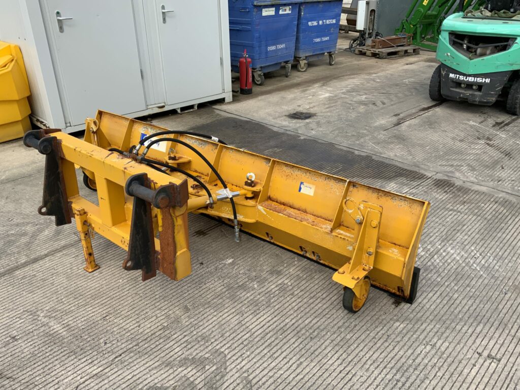 Murray 9Ft Hyd off set SnowBlade