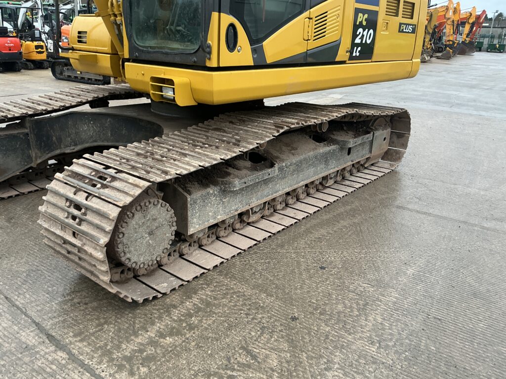 PC210 LC-10 Plus Digger