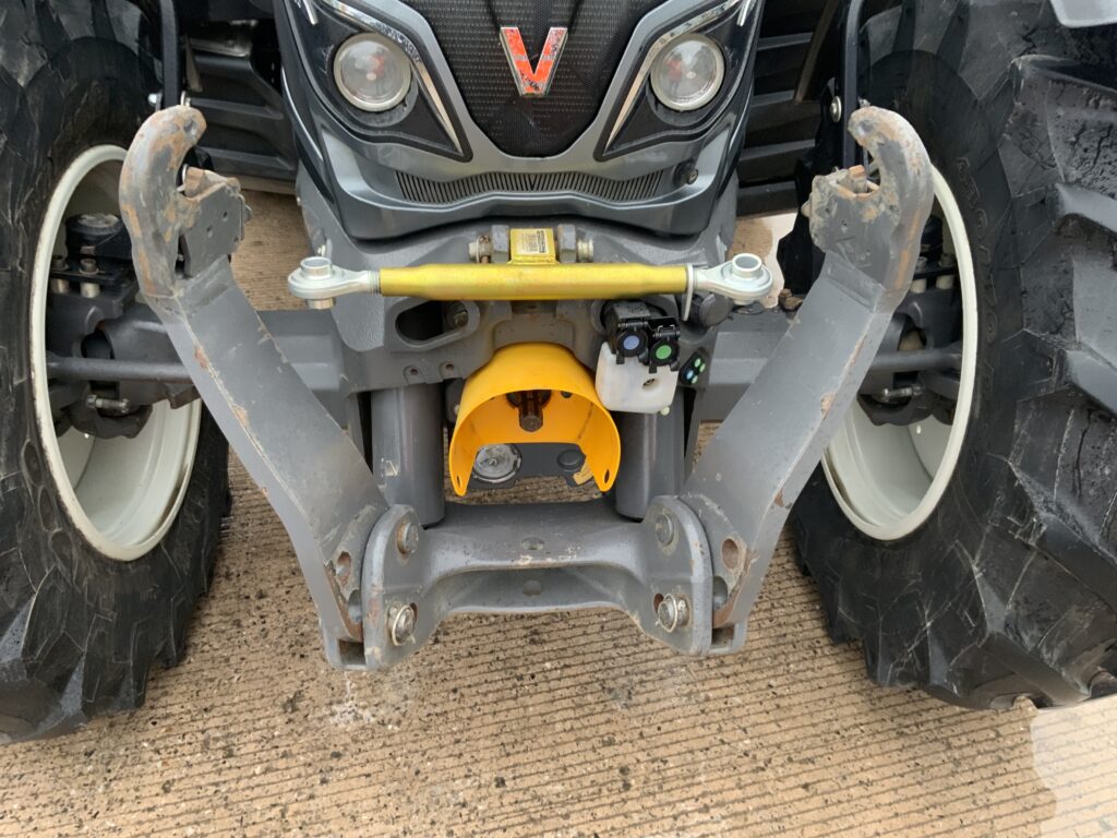 Valtra N174 Direct Unlimited Tractor (ST25339)