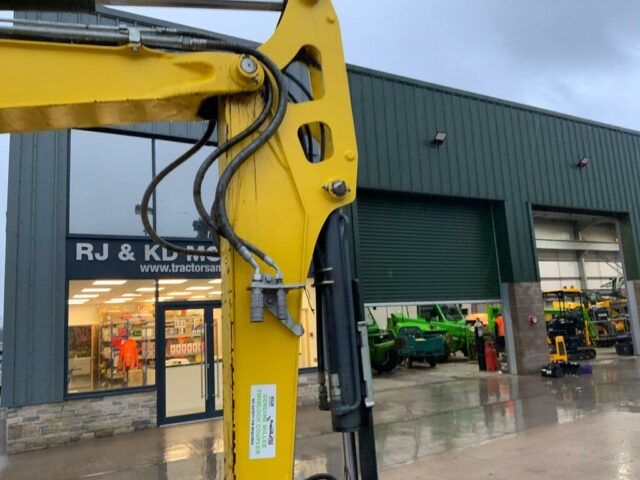 8a47def36766415880a4eb780b1ed110