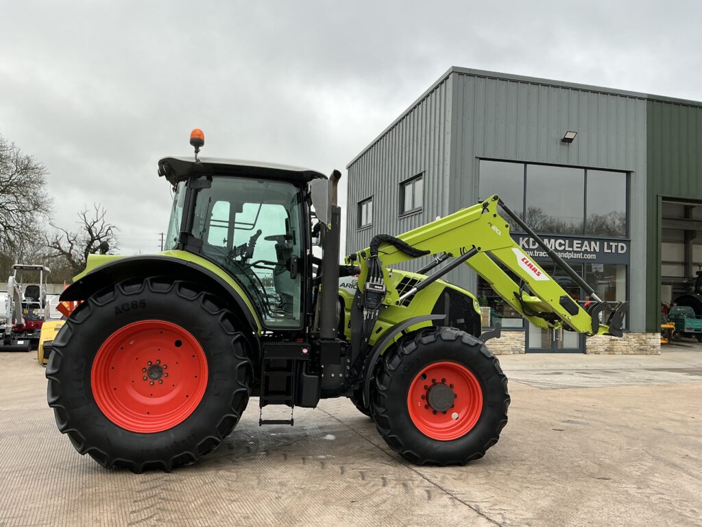 Claas 620 Arion Tractor (ST25431)