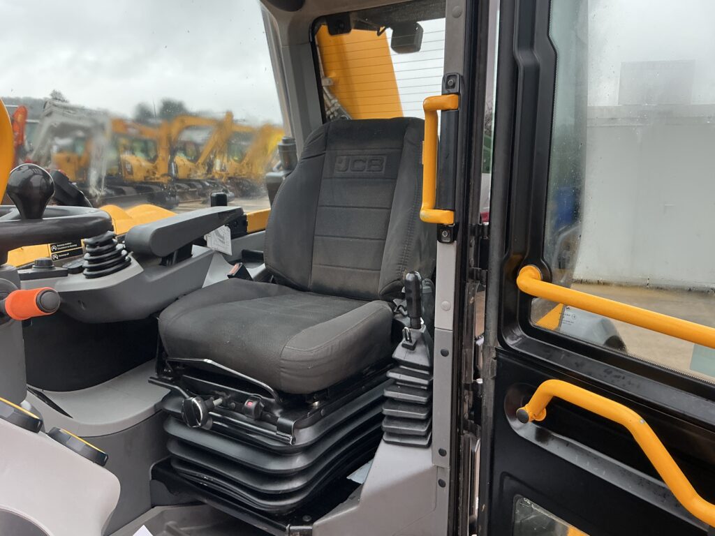 JCB 532-70 Agri Telehandler (ST25501)