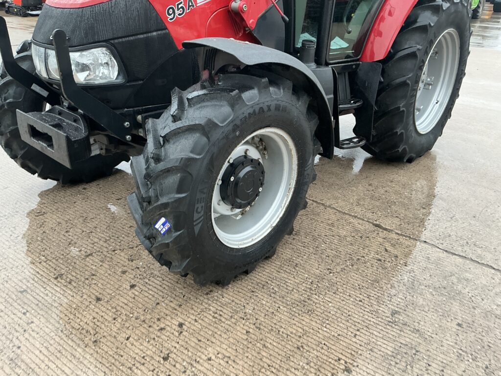 Case 95A Tractor (ST25756)