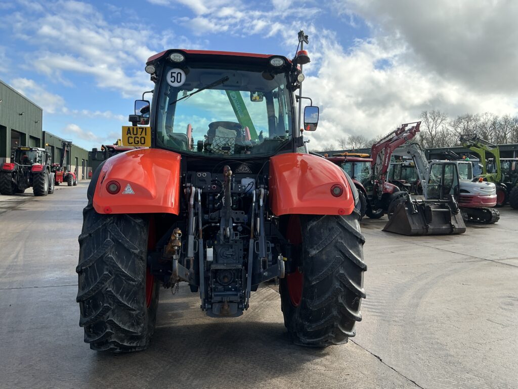 Kubota M7-133 Tractor (ST25633)