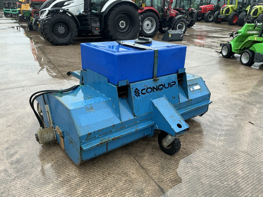 Conquip 7Ft Road Brush