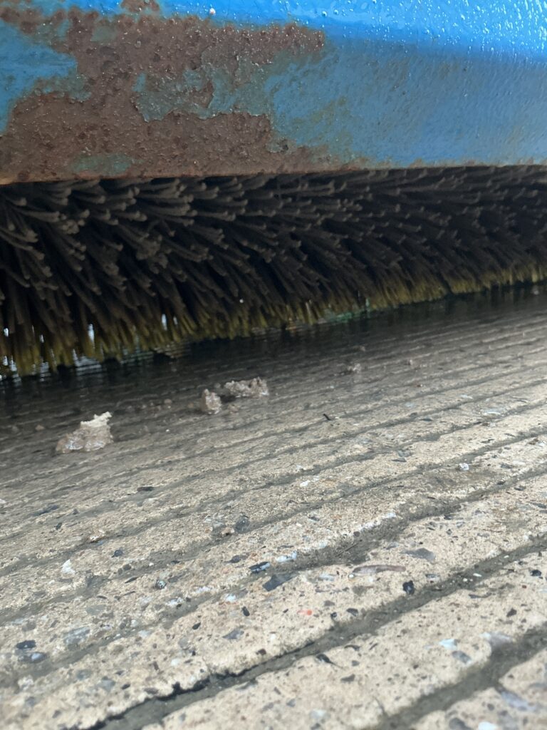 Conquip 7Ft Road Brush