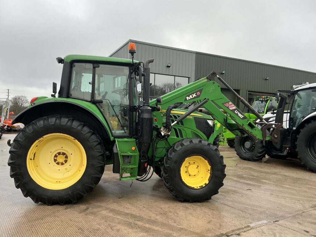 John Deere 6120M Tractor (ST25511)