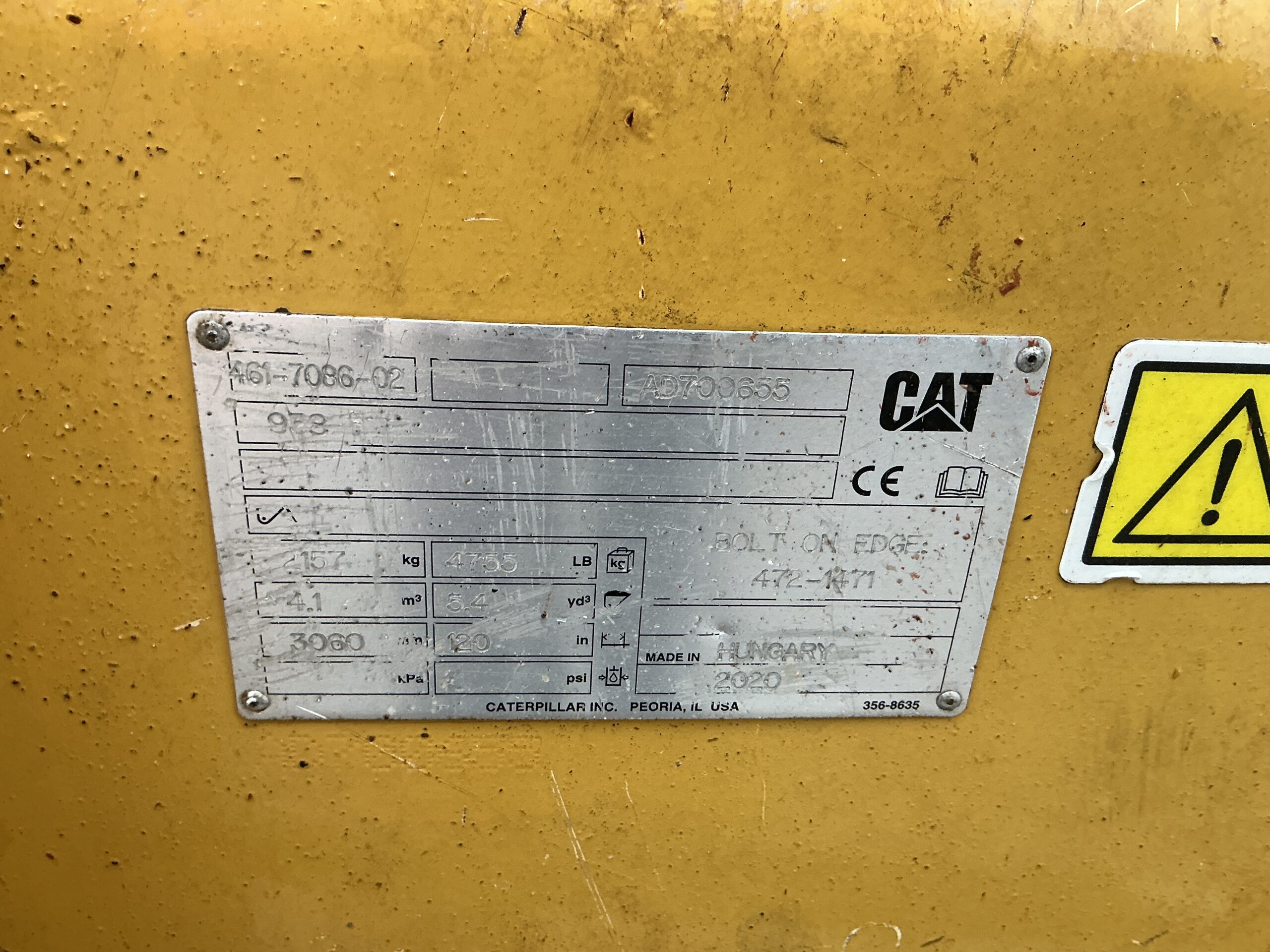 Caterpillar CAT 10Ft Heavy Duty Tip Toe Loading Shovel Bucket (ST25687)