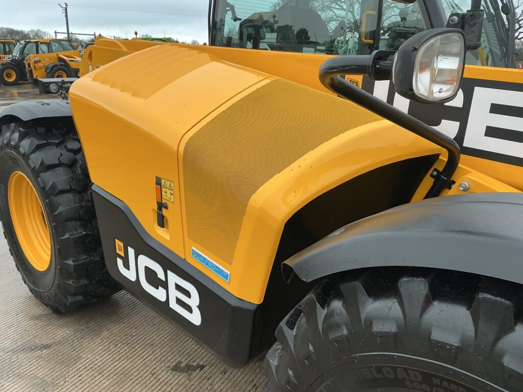JCB 542-70 Agri Xtra Telehandler (ST25732)