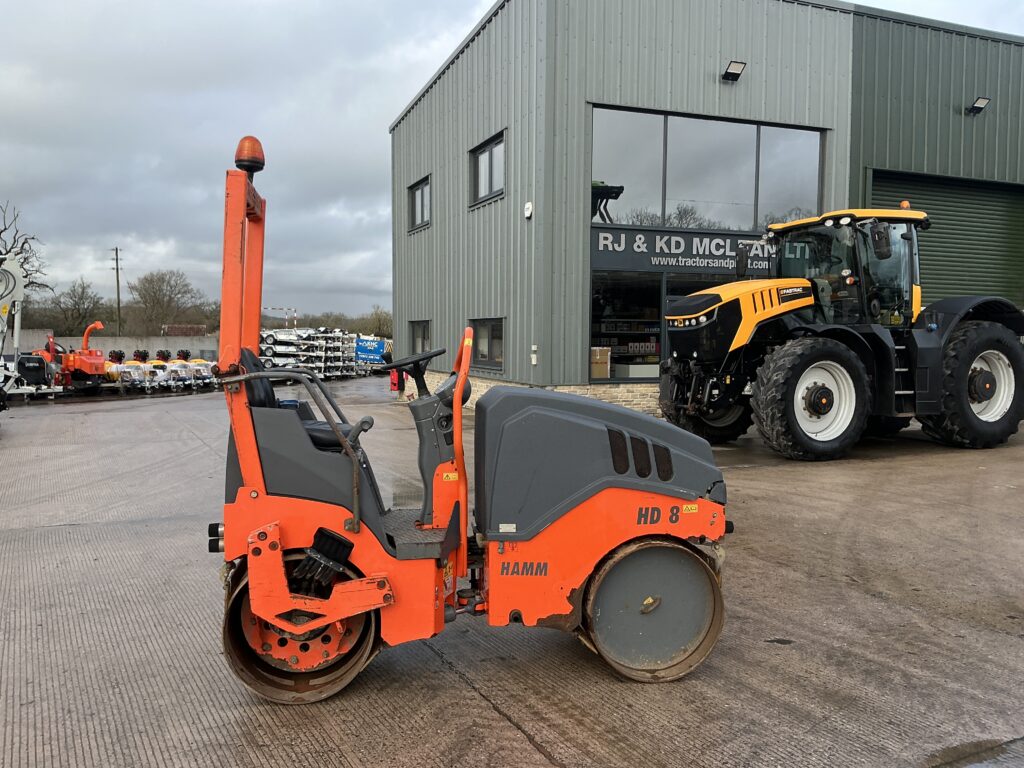 Hamm HD8 Roller (ST25788)