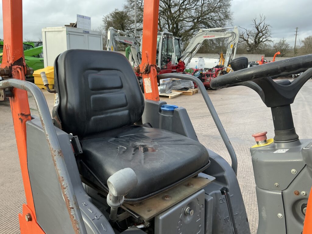 Hamm HD8 Roller (ST25788)