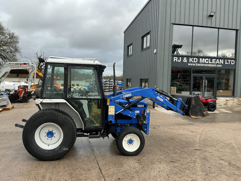 New Holland 1920 Compact tractor (ST25665)