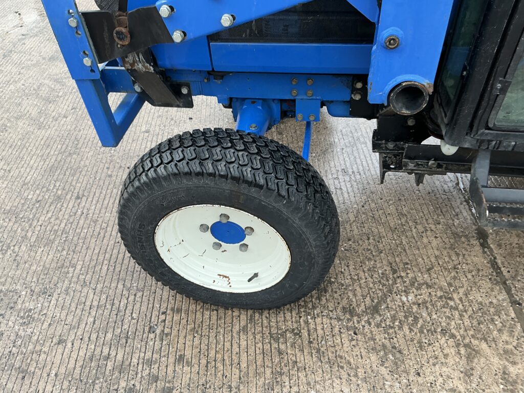 New Holland 1920 Compact tractor (ST25665)