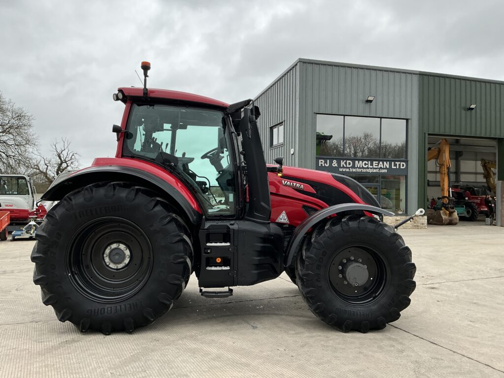 Valtra T255 Active Tractor (ST25714)