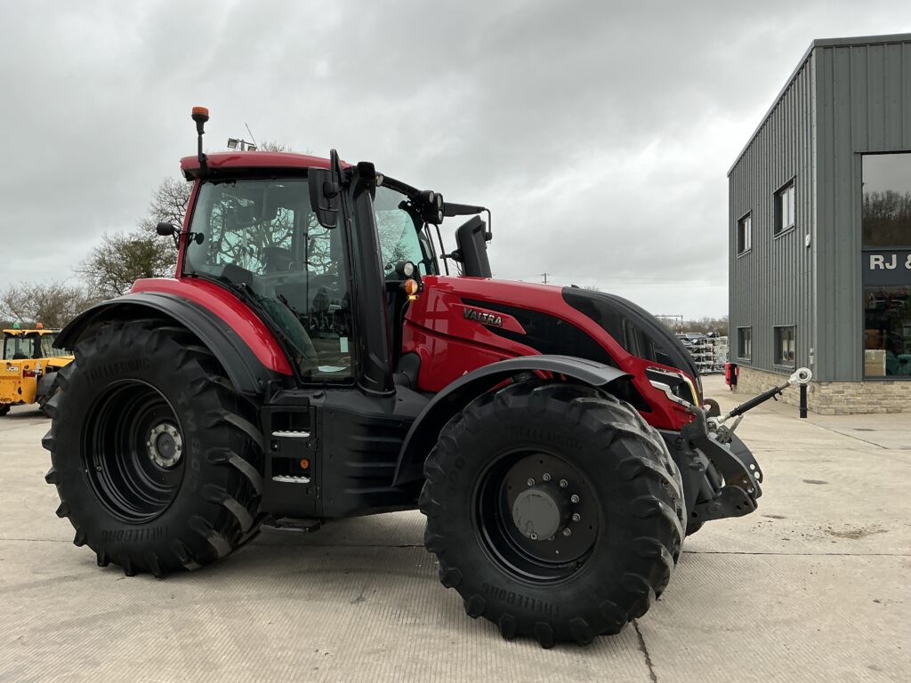 Valtra T255 Active Tractor (ST25714)