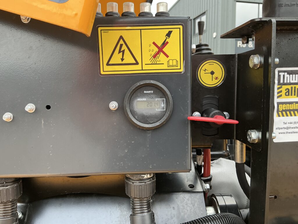 Thwaites 3 Tonne Swivel Tip Dumper (ST25779)