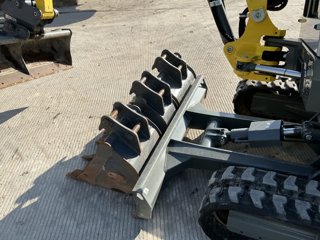 Wacker Neuson EZ26 Digger (ST25929)