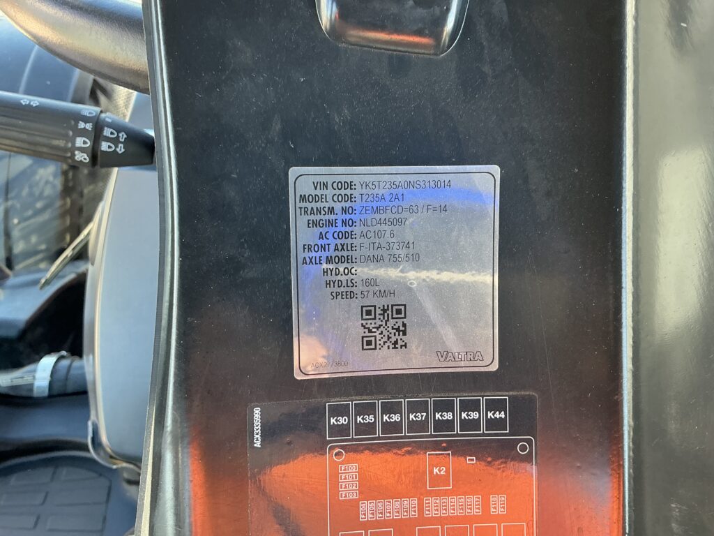 Valtra T235 Active Tractor (ST25716)