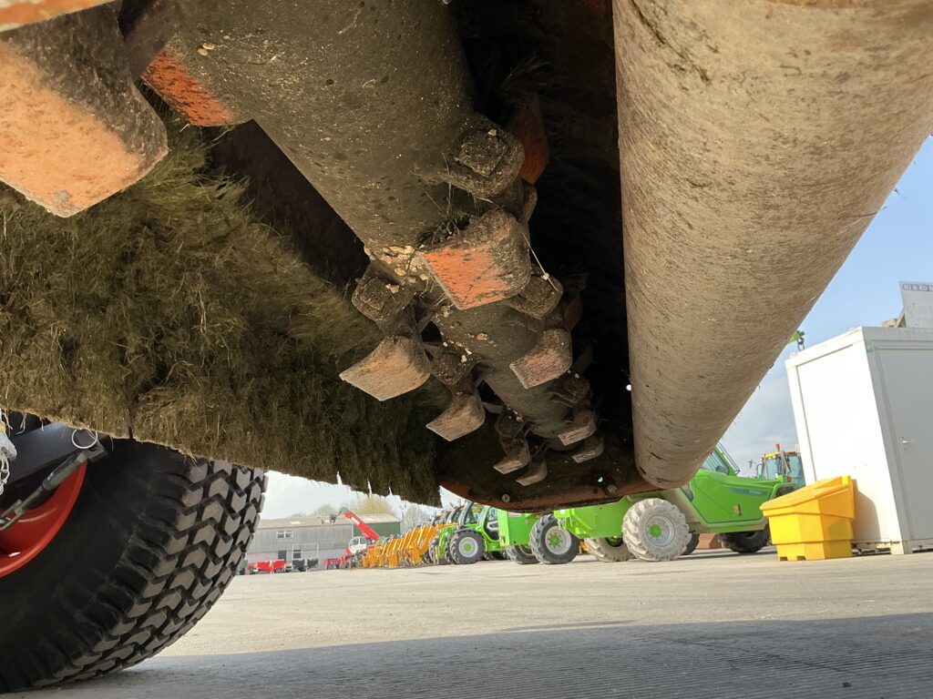 Teagle Berti Hyd Offset Flail Topper (ST25926)