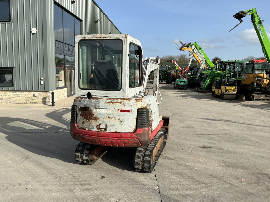 Takeuchi TB125 Digger (ST25975)