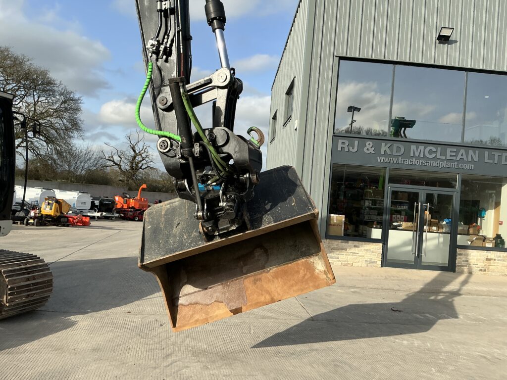 Hidromek HMK140 LC & Steel Wrist Tilt Rotator Digger (ST25577)