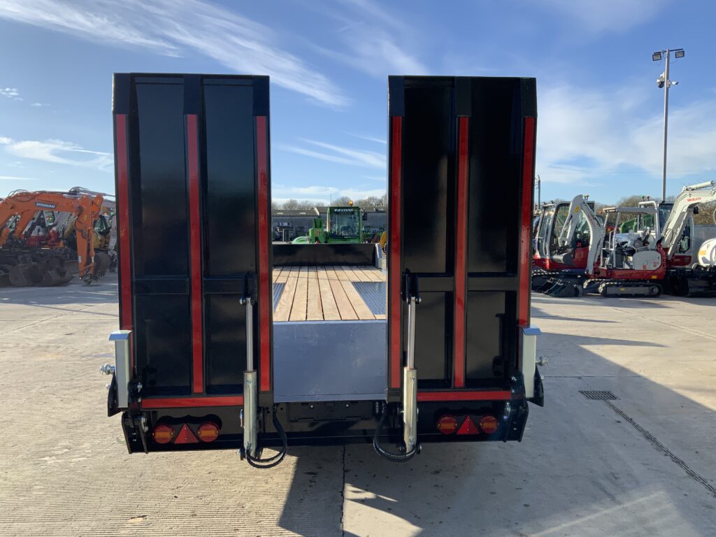 Bailey Trailers 26ft Tri Axle Low Loader Trailer (ST25791)