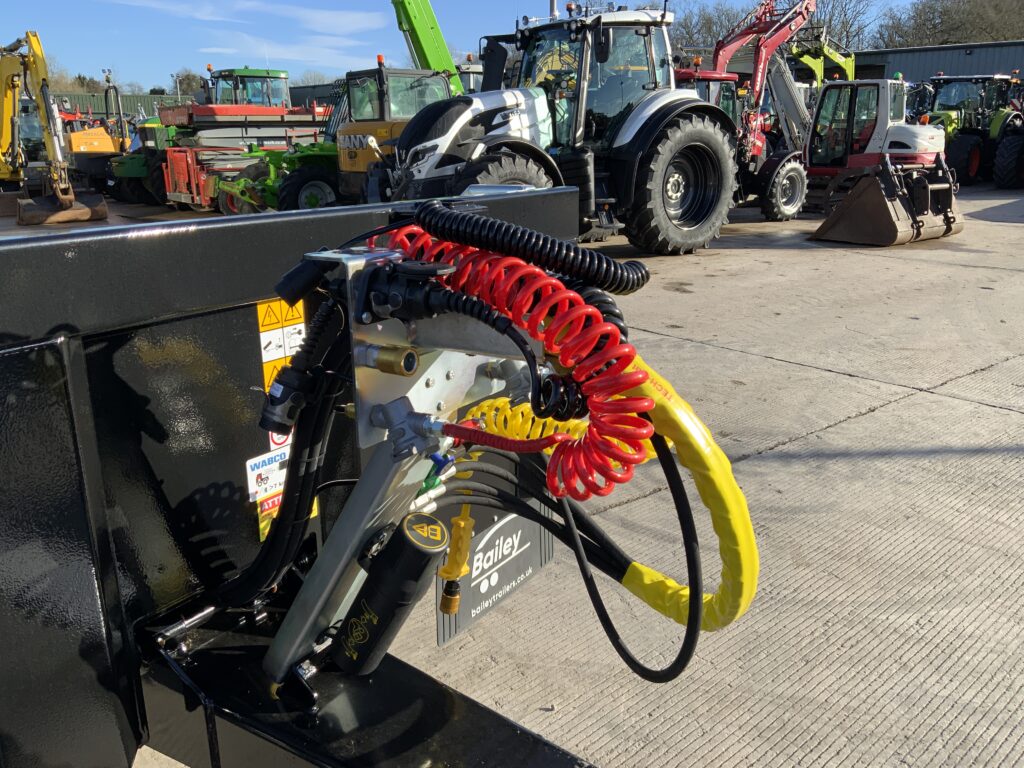 Bailey Trailers 26ft Tri Axle Low Loader Trailer (ST25791)