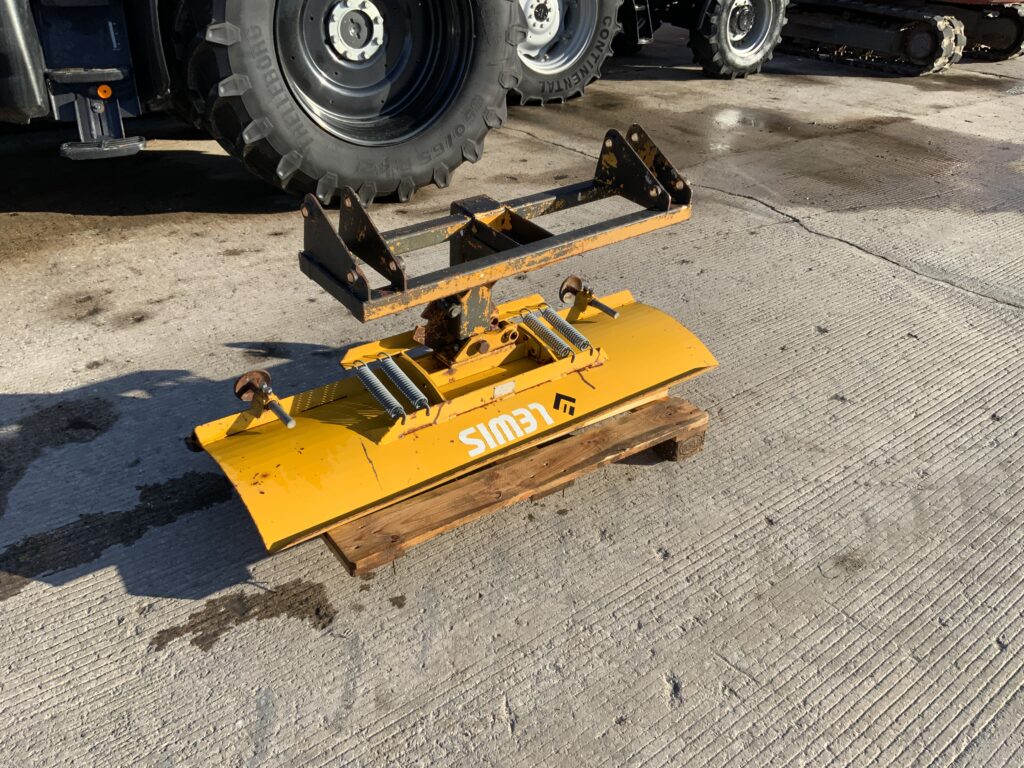 Lewis 5ft Snow plow