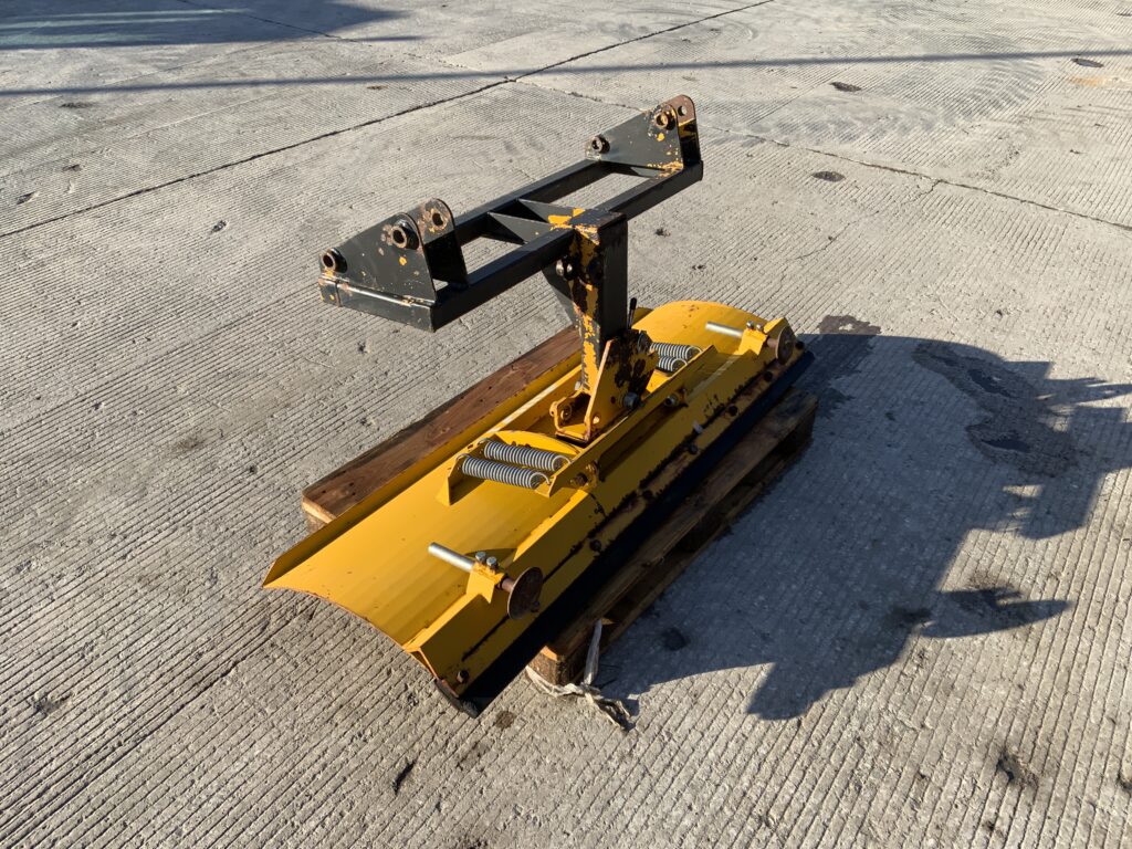 Lewis 5ft Snow plow