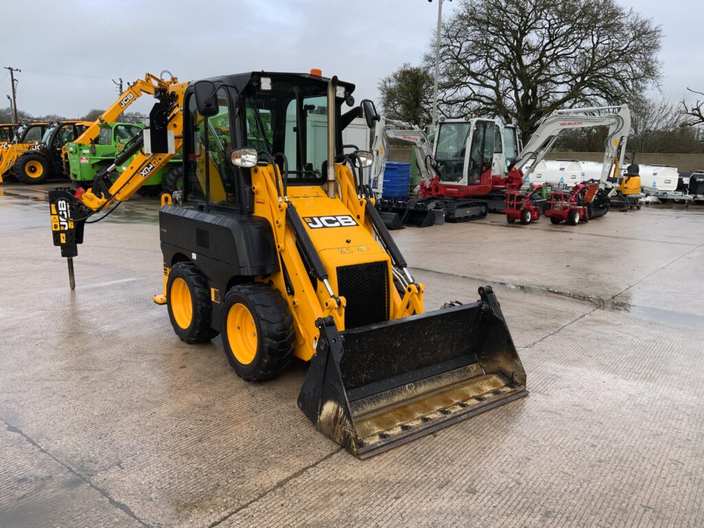 JCB 1CX Wheeled Skid Steer Backhoe Digger (ST25764)