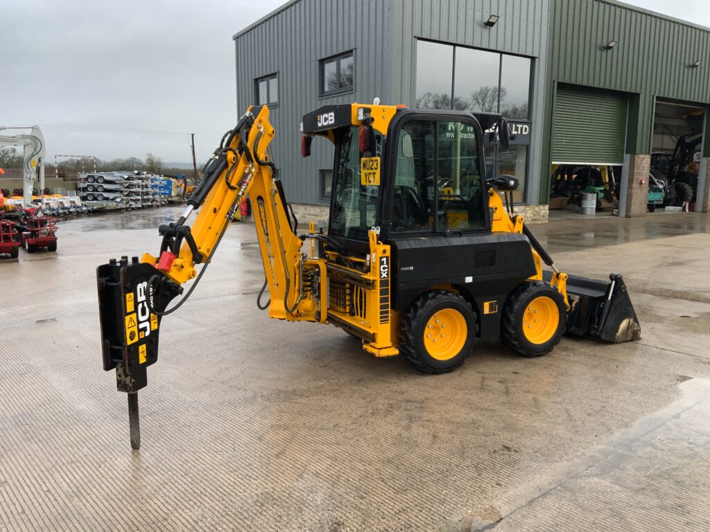 JCB 1CX Wheeled Skid Steer Backhoe Digger (ST25764)