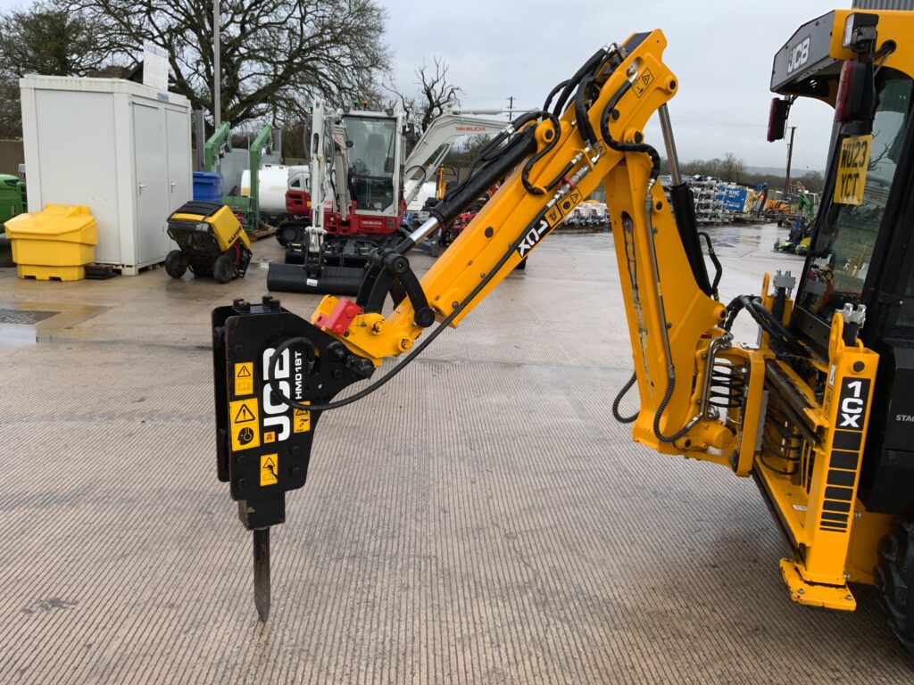 JCB 1CX Wheeled Skid Steer Backhoe Digger (ST25764)