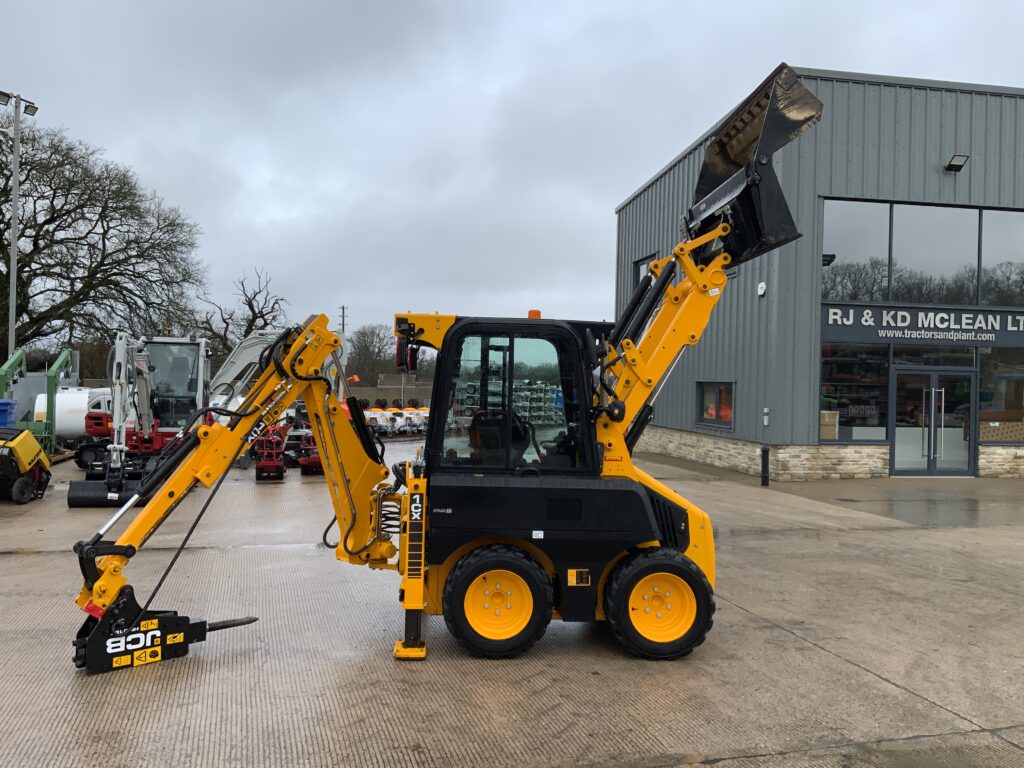JCB 1CX Wheeled Skid Steer Backhoe Digger (ST25764)