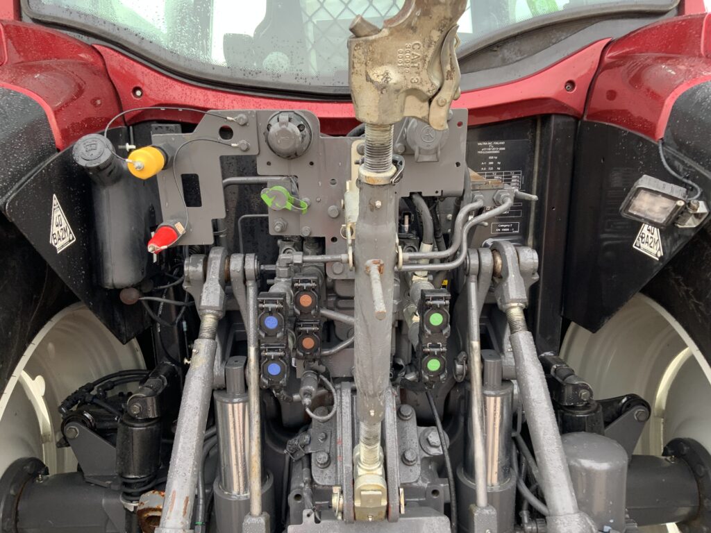 Valtra G125 Active Tractor (ST25675)